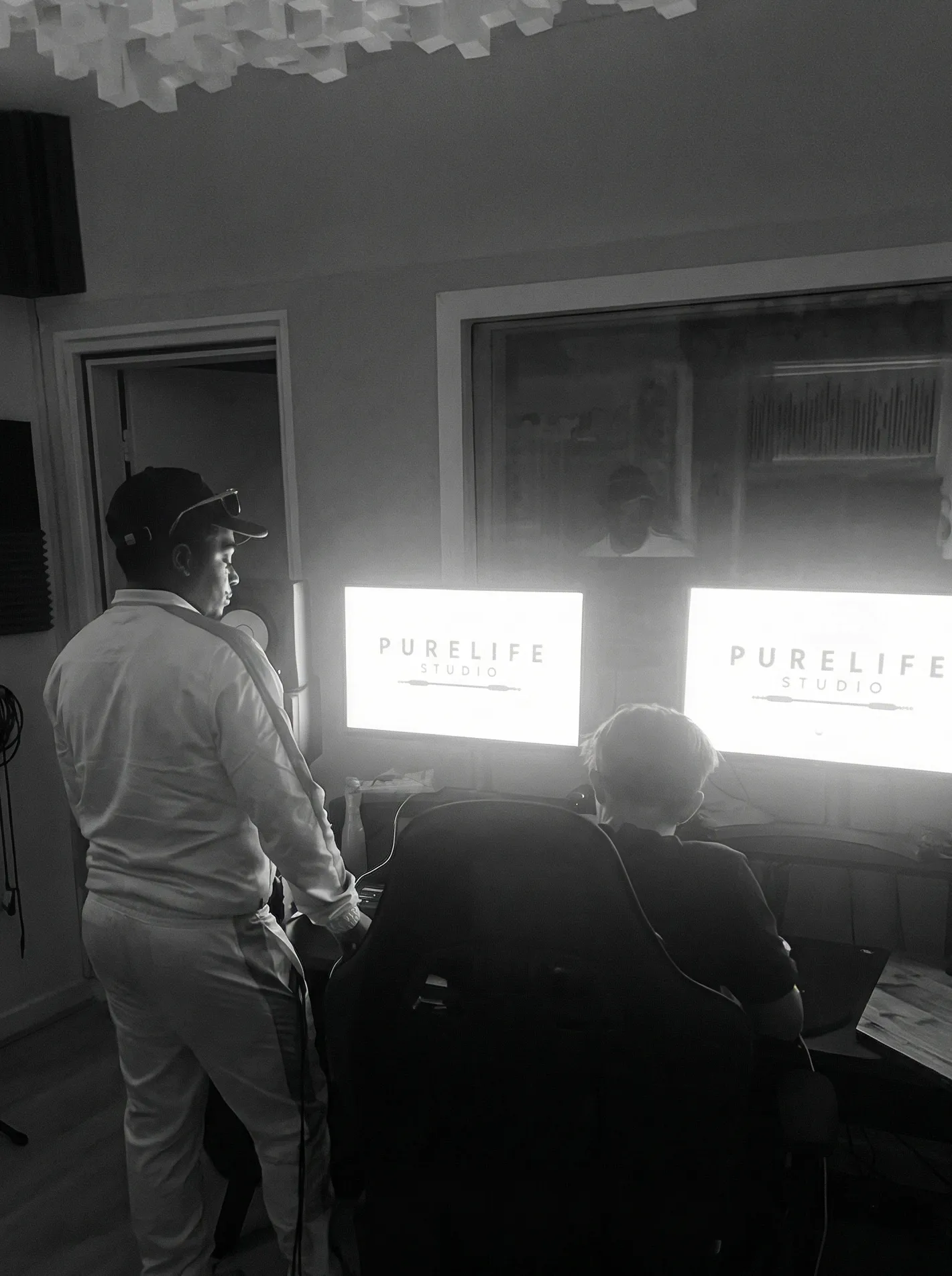 BOUSS SESSION AT PURELIFE STUDIO. I WORKED HERE AS A PRODUCER & ENGINEER FOR A FEW MONTHS