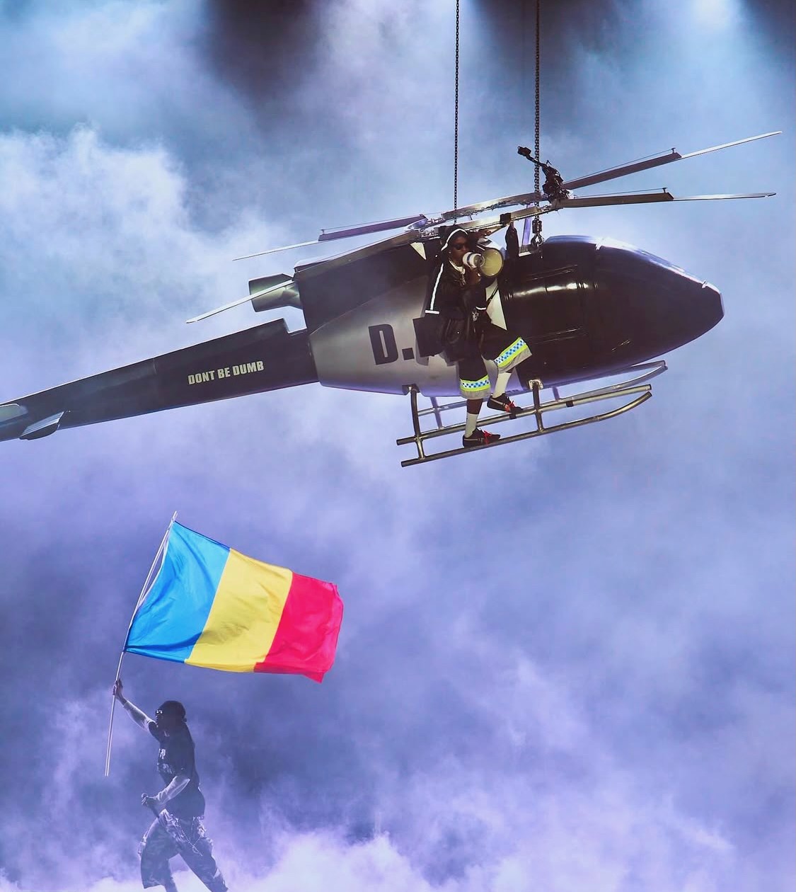 ONE OF MY FAVORITE PICTURES. BIG UP ROMANIA